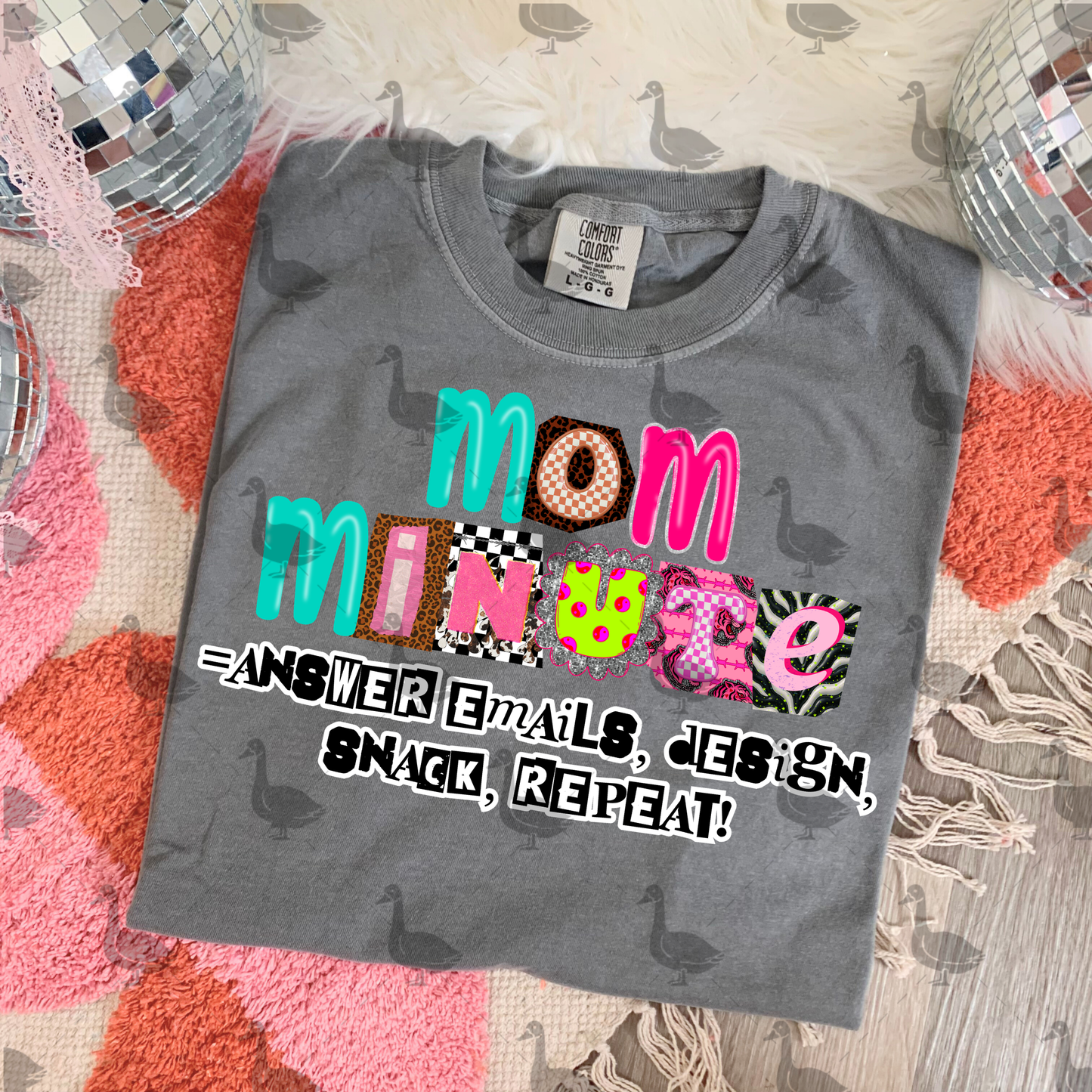 Mom Minutes Emails Design Snack Repeat BLK